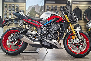 2026 Triumph Street Triple 765 RX - 比RS更珍貴,更接近賽道需求