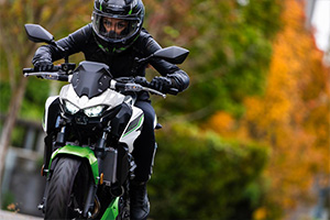 2027 Kawasaki Z500 SE 新色到港 - 輕身落腳易